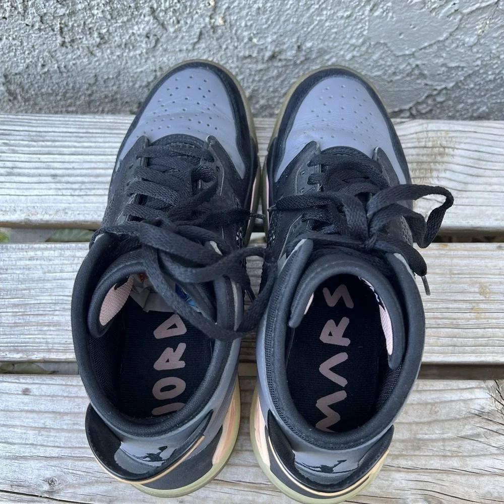 Jordan‎ Shoes Men Size 7.5 Mars 270 Black Gray Pink Sneakers Bubble